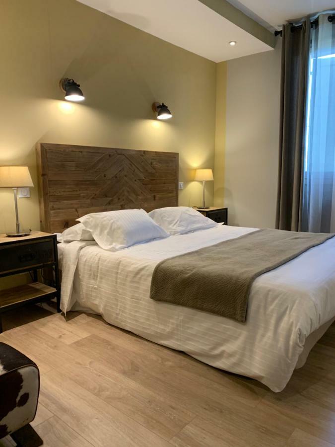 Hotel Berneron Валлон-Пон-д'Арк Экстерьер фото